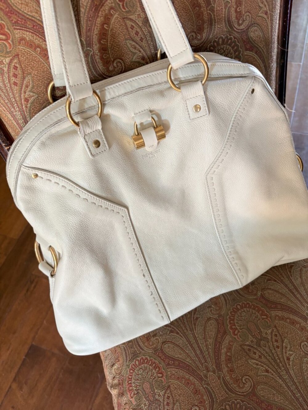 Yve Saint Laurent Muse Bag Oversized XL